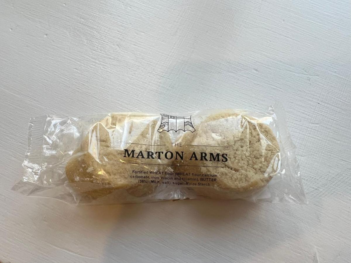 英格尔顿 The Marton Arms酒店 外观 照片